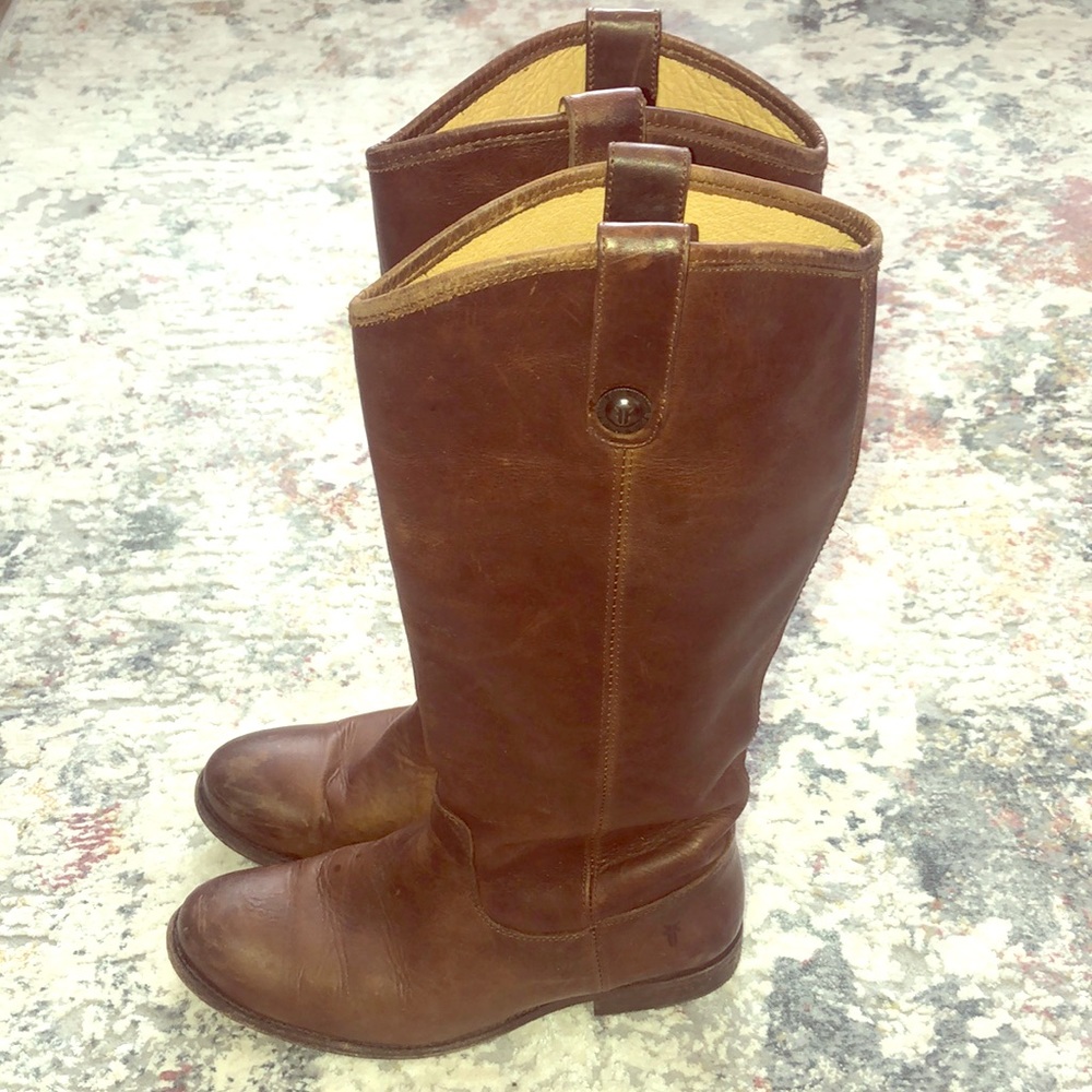 Melissa button Frye boots size 8